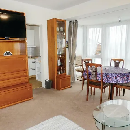 0-bedroom In 公寓 巴特罗达克